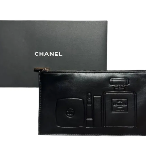 Chanel 贈品黑色小羊皮壓花化妝袋